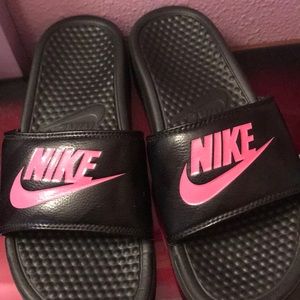Nike slippers